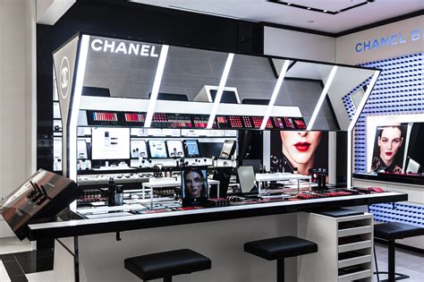 CHANEL Boutique Bloor Street .